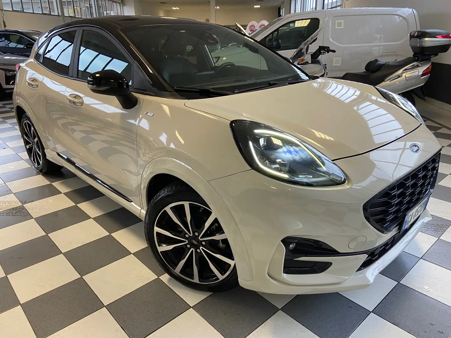 Ford Puma Puma 1.0 ecoboost h ST-Line X s Beige - 2