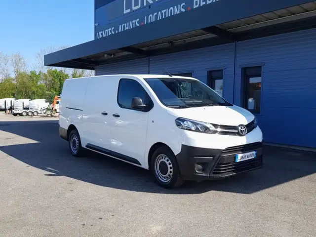 Toyota Proace FOURGON RC21 LONG 2.0L 140 D-4D BVM6 DYNAMIC PRIX 11000 EUROS HT