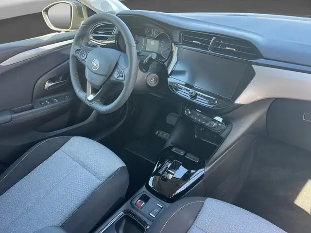Opel Corsa view 9