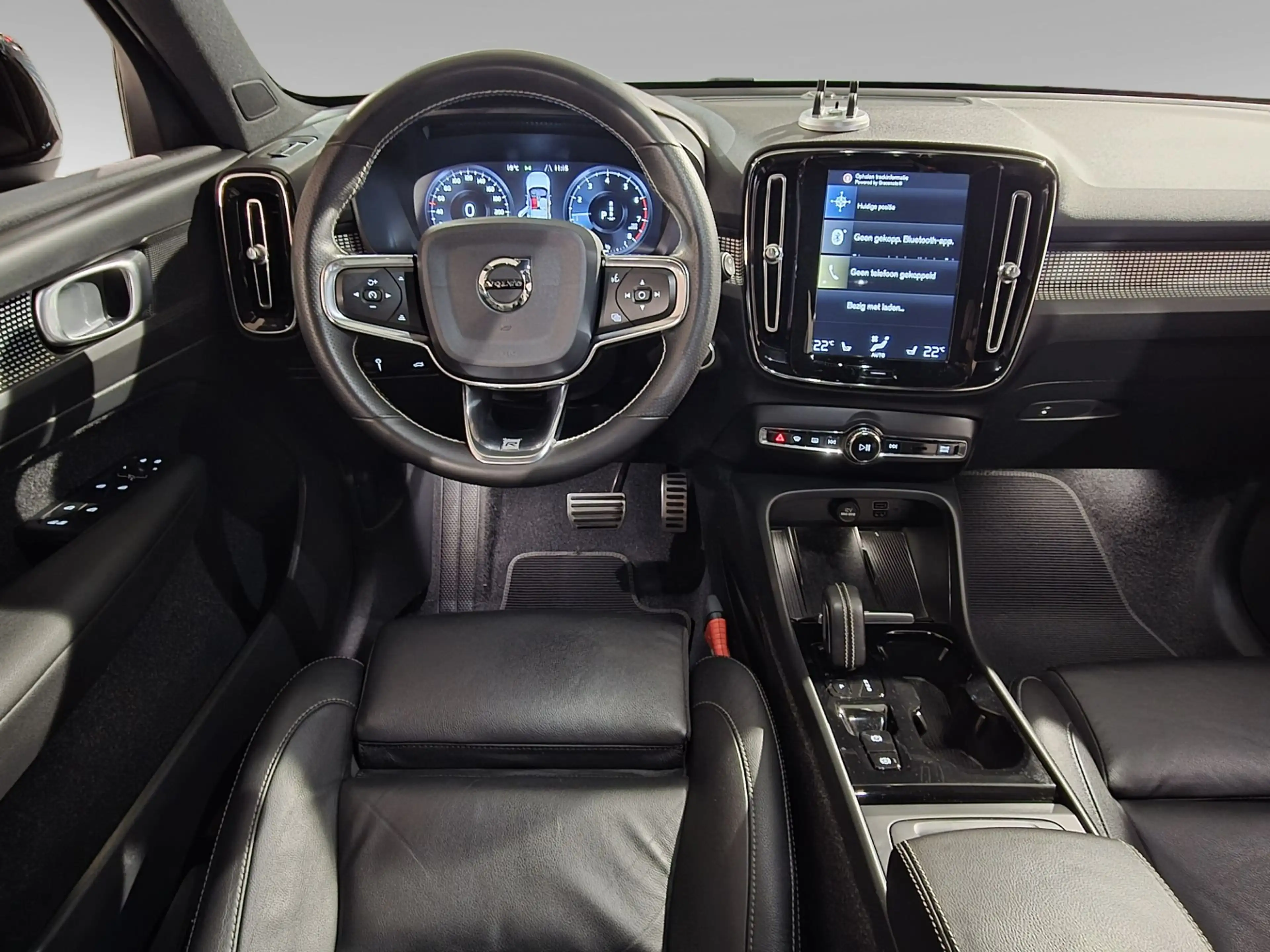 Volvo XC40 2.0 T4 R-Design | Trekhaak | Camera | Adaptive Cru — photo 9
