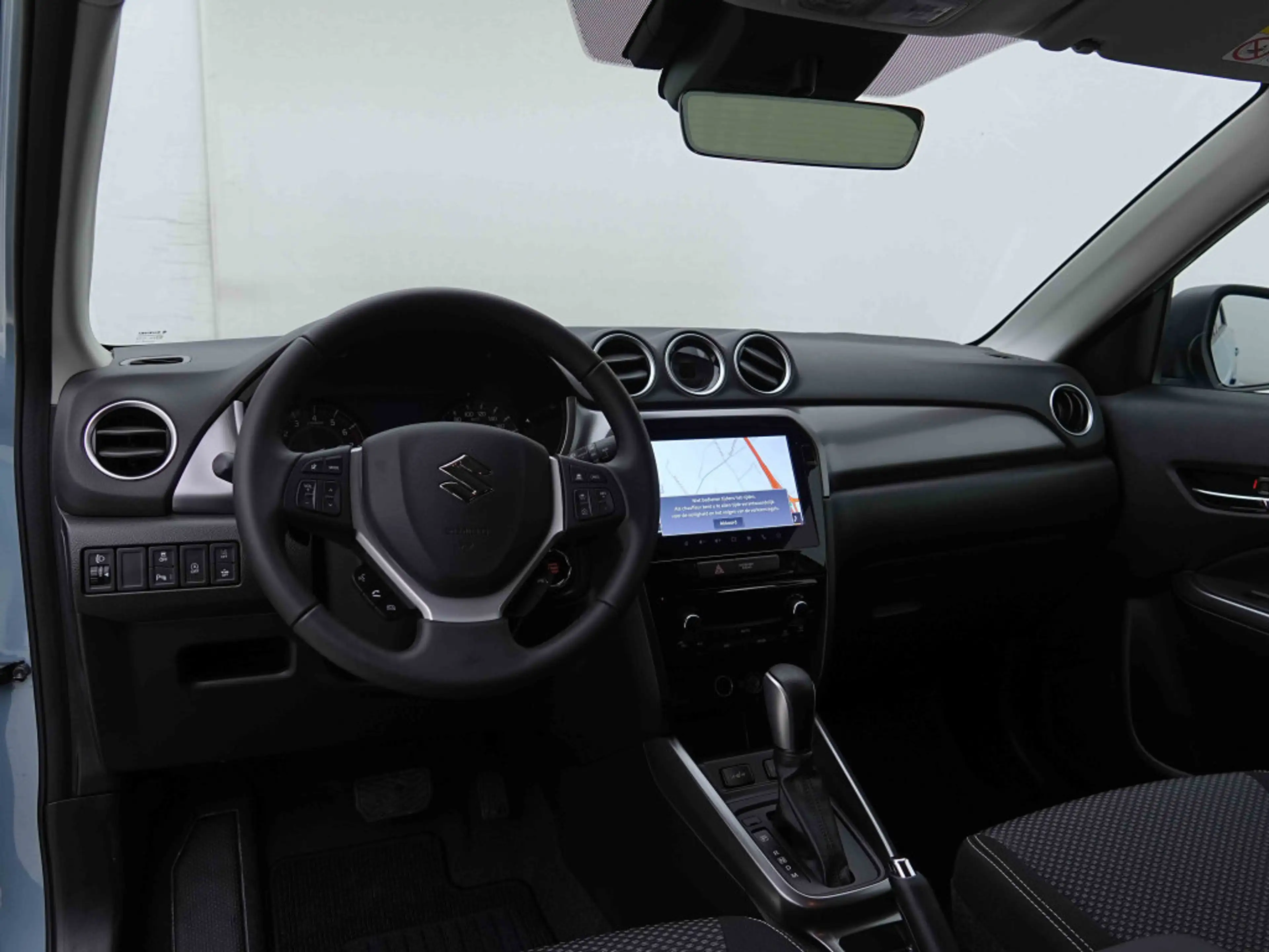 Suzuki Vitara Hybrid 110 AUT Select | CAM | Carplay | Keyless | Heated Seats — photo 8