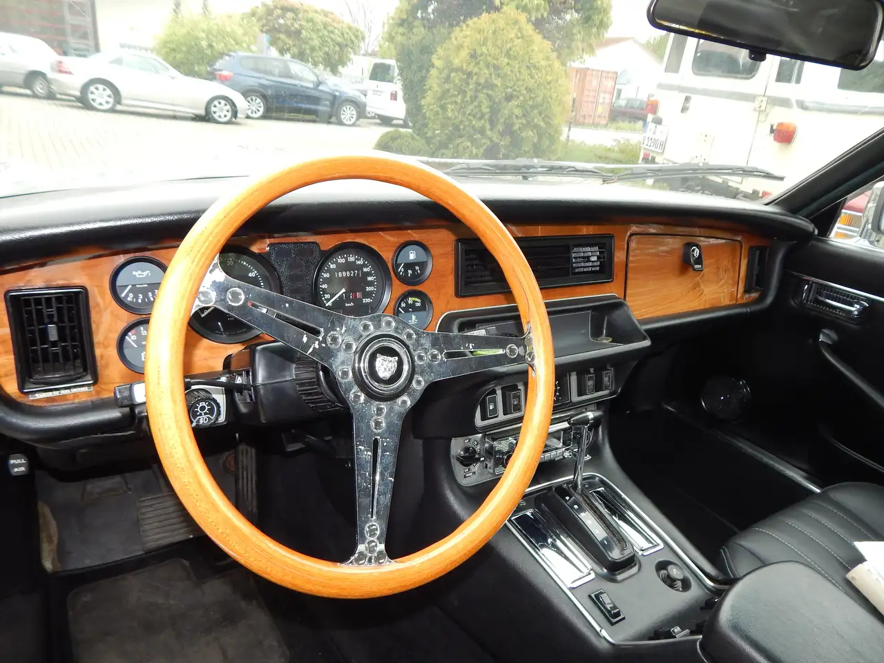 Jaguar XJ6, foto 10
