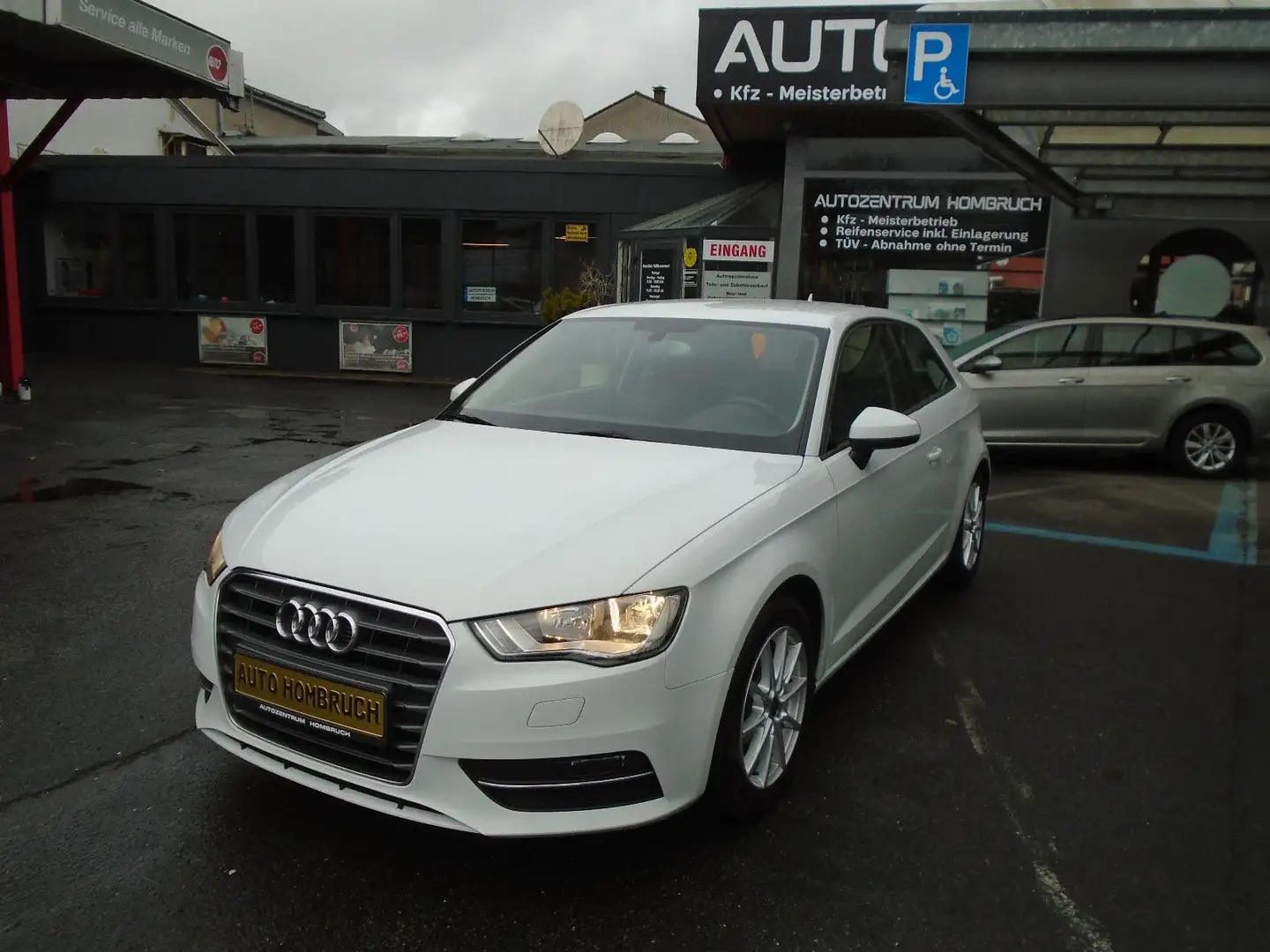 Audi A3 1.4 TFSI Ambiente Navi Bianco - 1