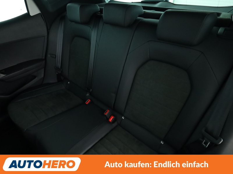 SEAT Arona 1.0 TSI FR Aut.*LED*TEMPO*PLA*CAM* — photo 14