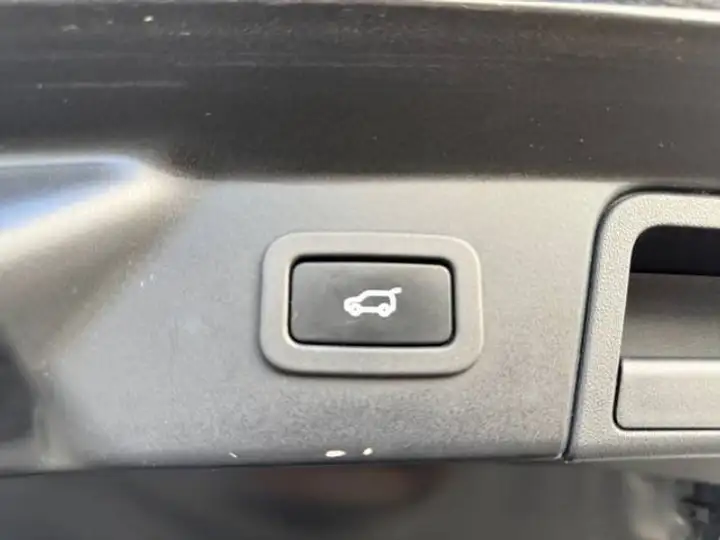 Land Rover Range Rover Velar 2019, foto 14