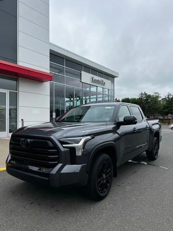 Toyota Tundra photo Toyota Tundra