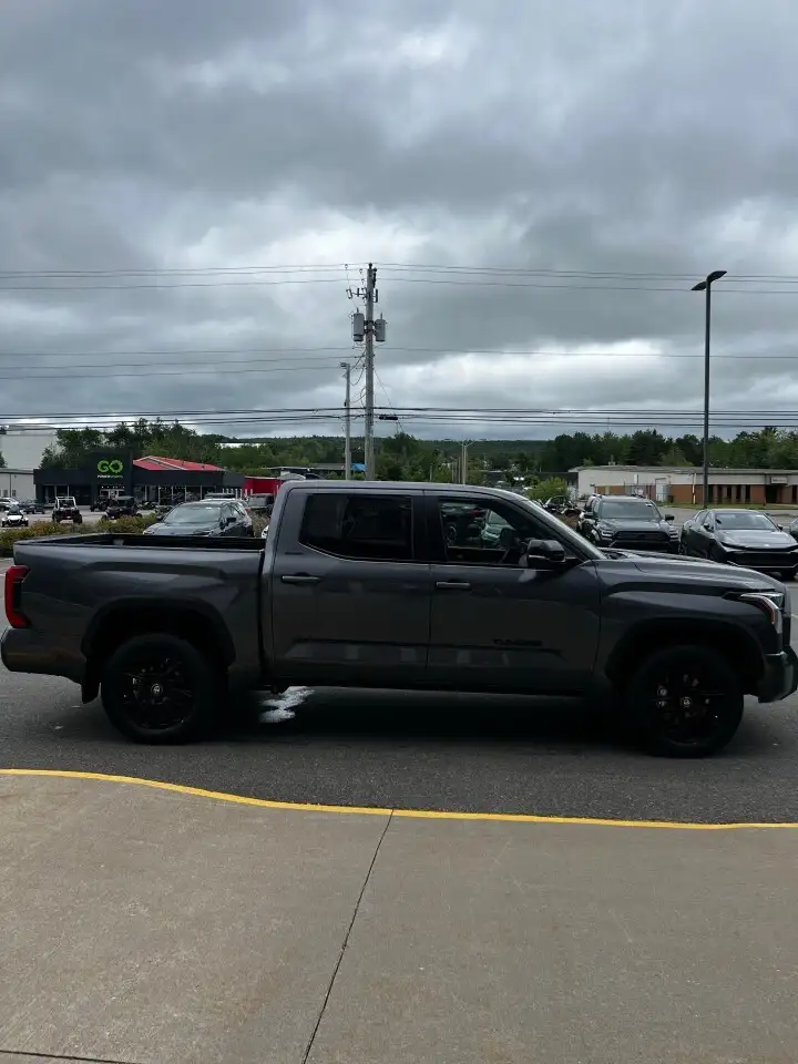 Toyota Tundra photo Toyota Tundra