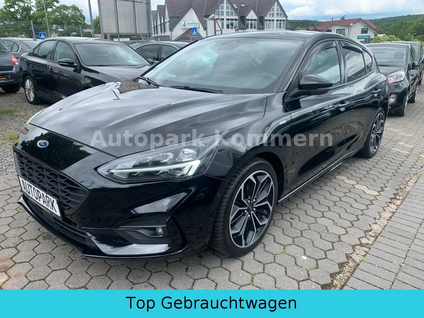 Ford Focus Lim. ST-Line*Euro6*6G* Schwarz - 1