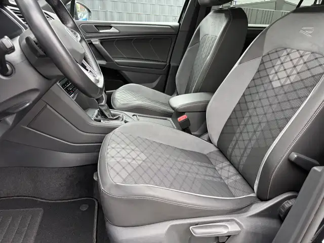 Volkswagen Tiguan Allspace view 11