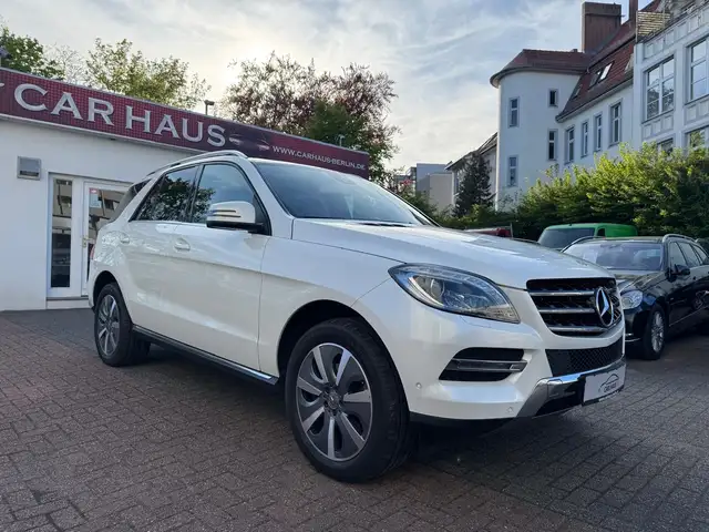 Mercedes-Benz ML 250 CDI BlueTec * Top Gepflegt *AHK*LED*NAVI*