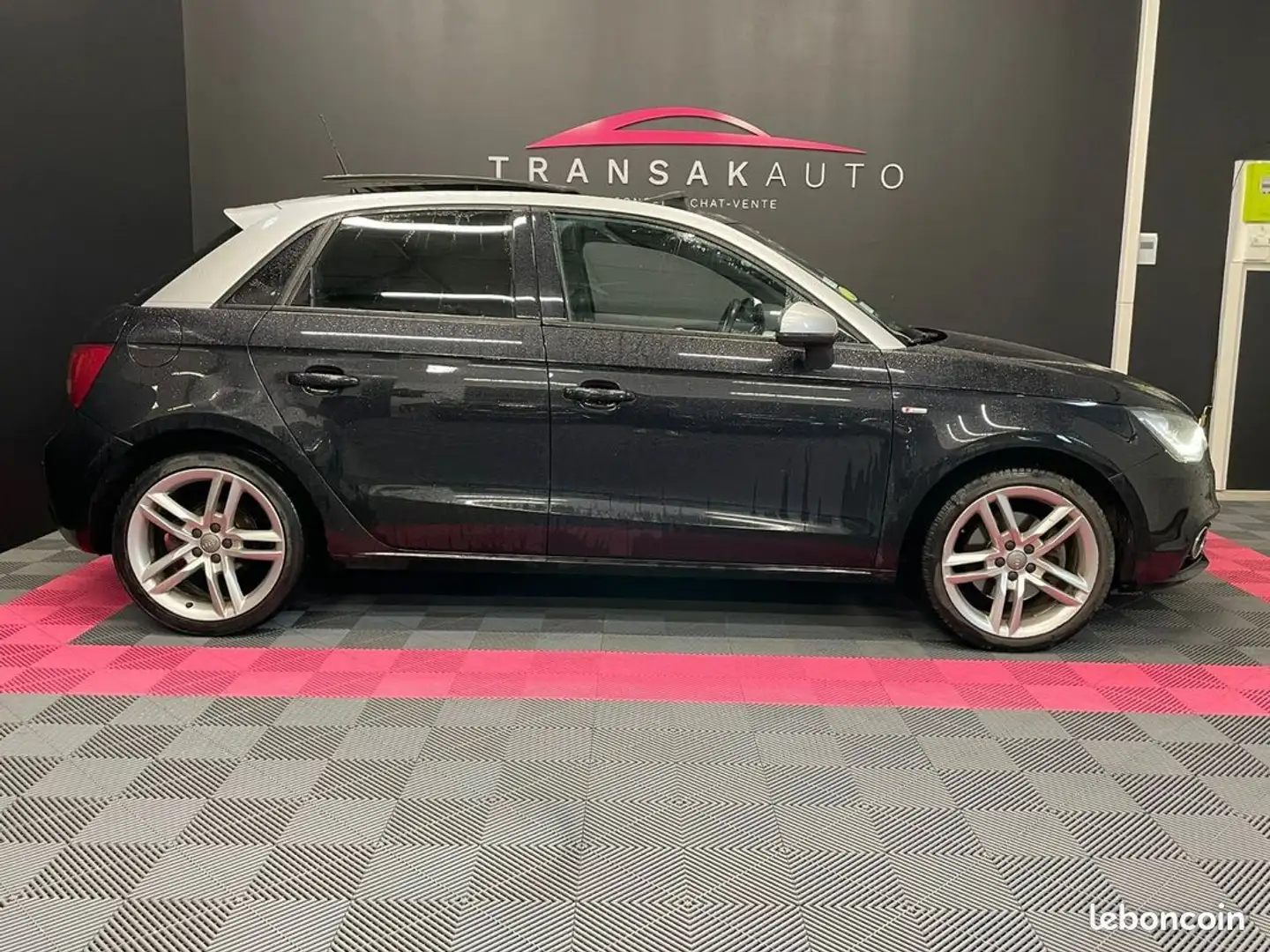 Audi A1 1.6 TDI 105 S line TOIT OUVRANT Noir - 2
