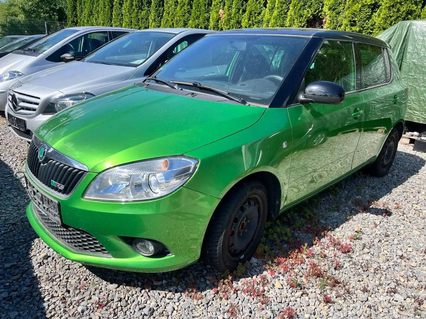 Skoda Fabia RS*AUTOMATIK*NAVI*SITZH*TURBOLADER DEFEKT! Grün - 1