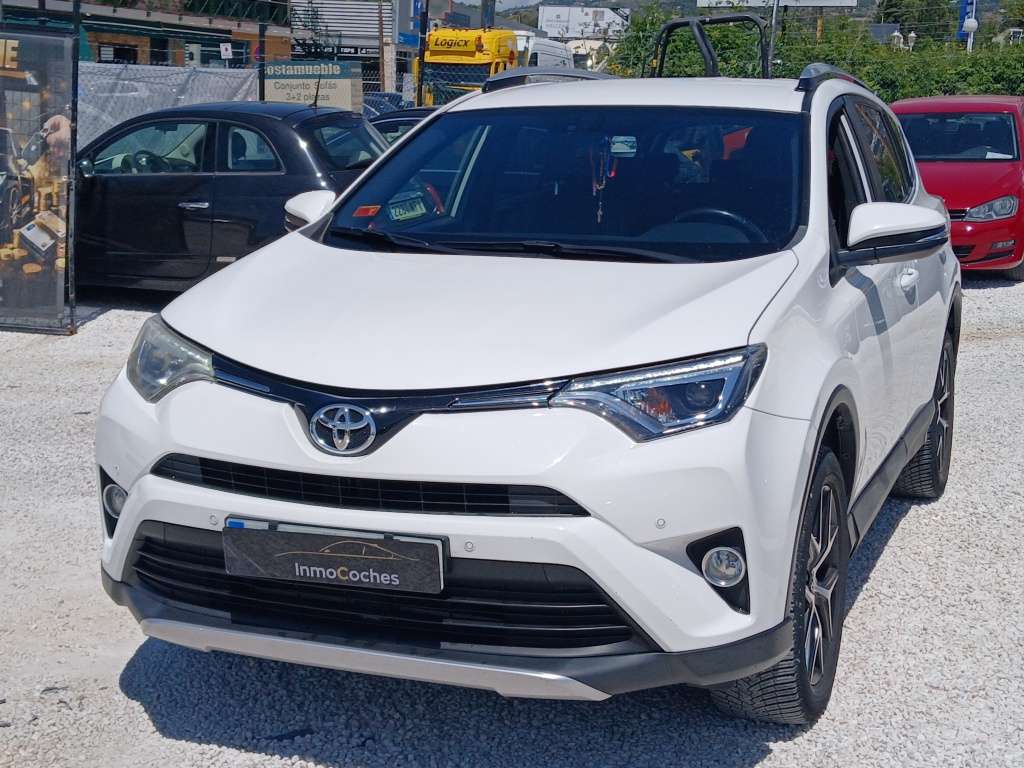 Toyota RAV 4 150D Advance 2WD - foto 1