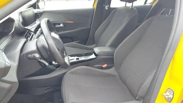 Peugeot E-208 view 25