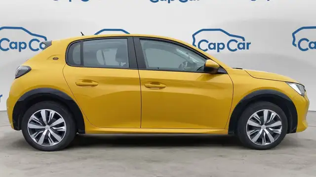 Peugeot E-208 view 4