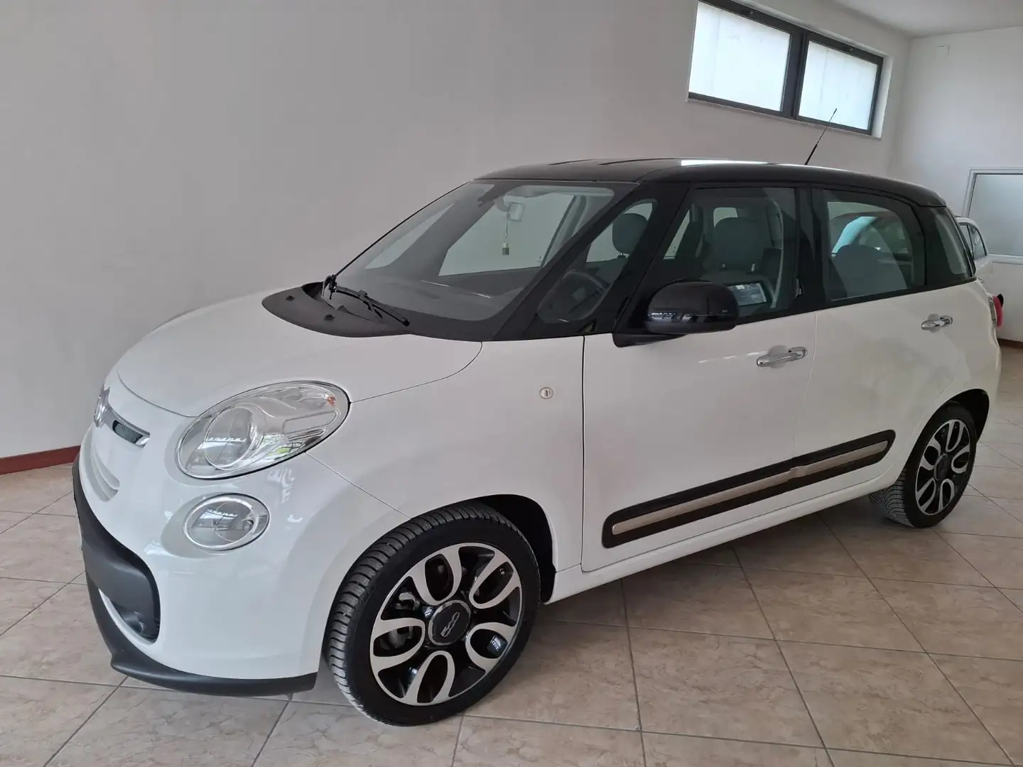 Fiat 500L 500L 1.3 mjt Lounge 85cv Bianco - 1