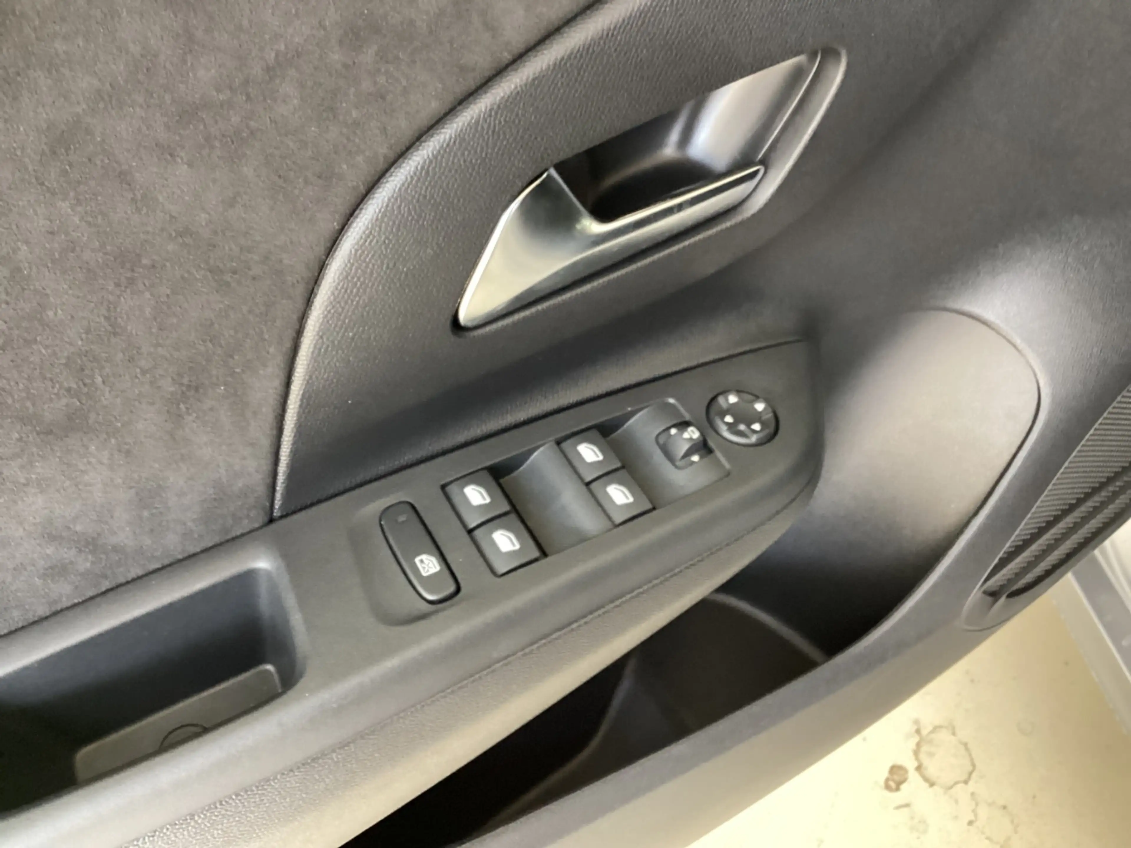 Opel Corsa Electric Edition On-Board Charger, Winter P — photo 14
