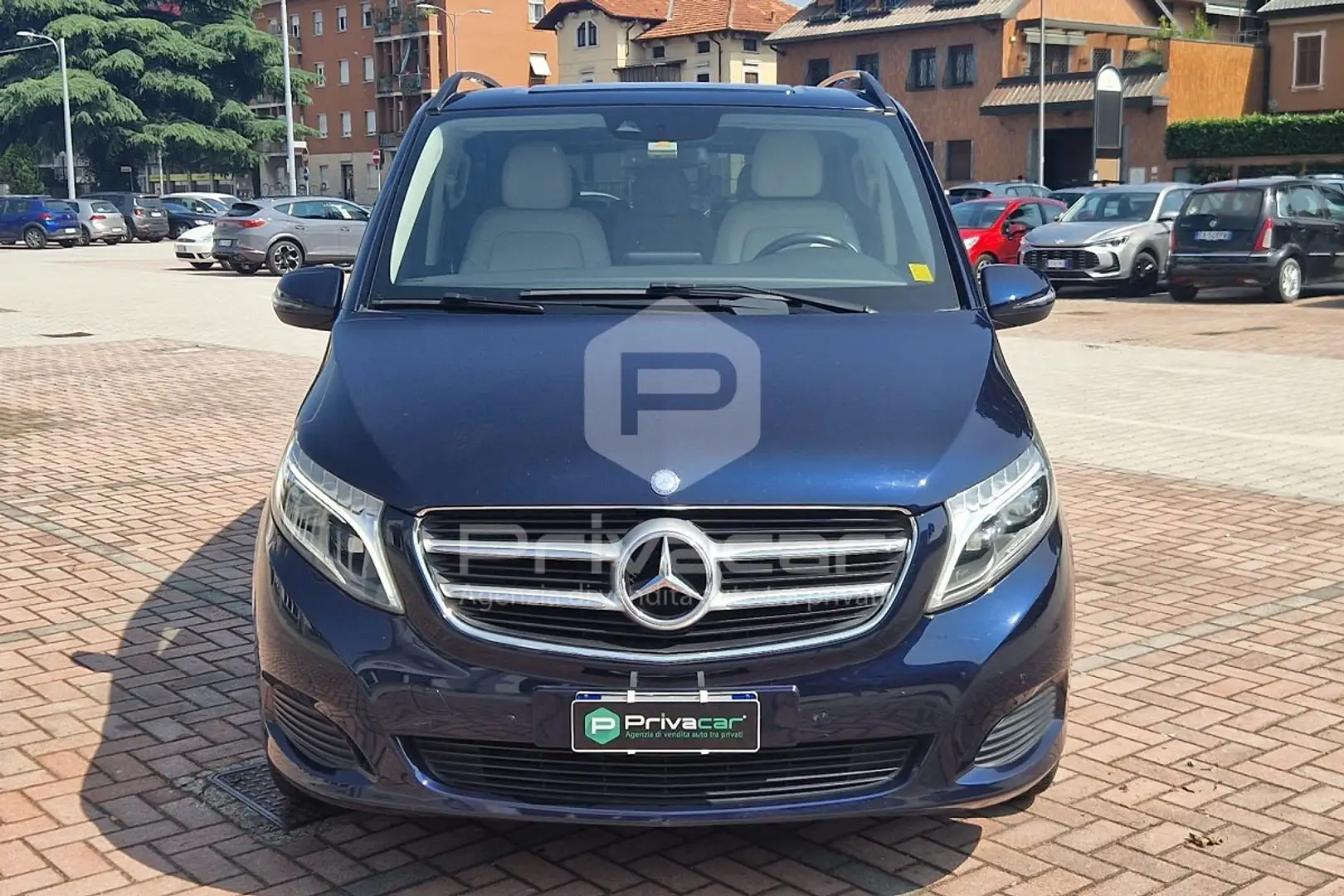 Mercedes-Benz V 220 V 220 d Sport Long Albastru - 2