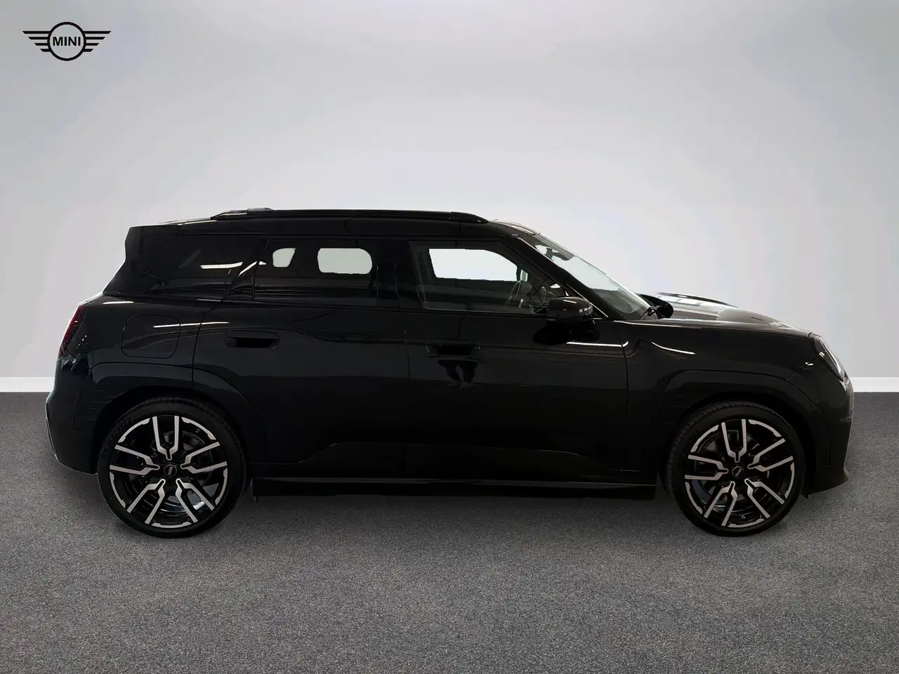 MINI Aceman John Cooper Works, миниатюра 3