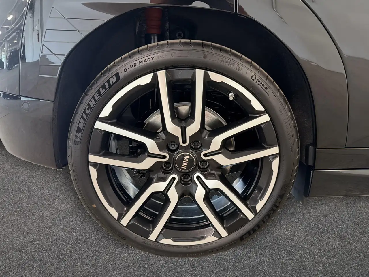 MINI Aceman John Cooper Works, миниатюра 9