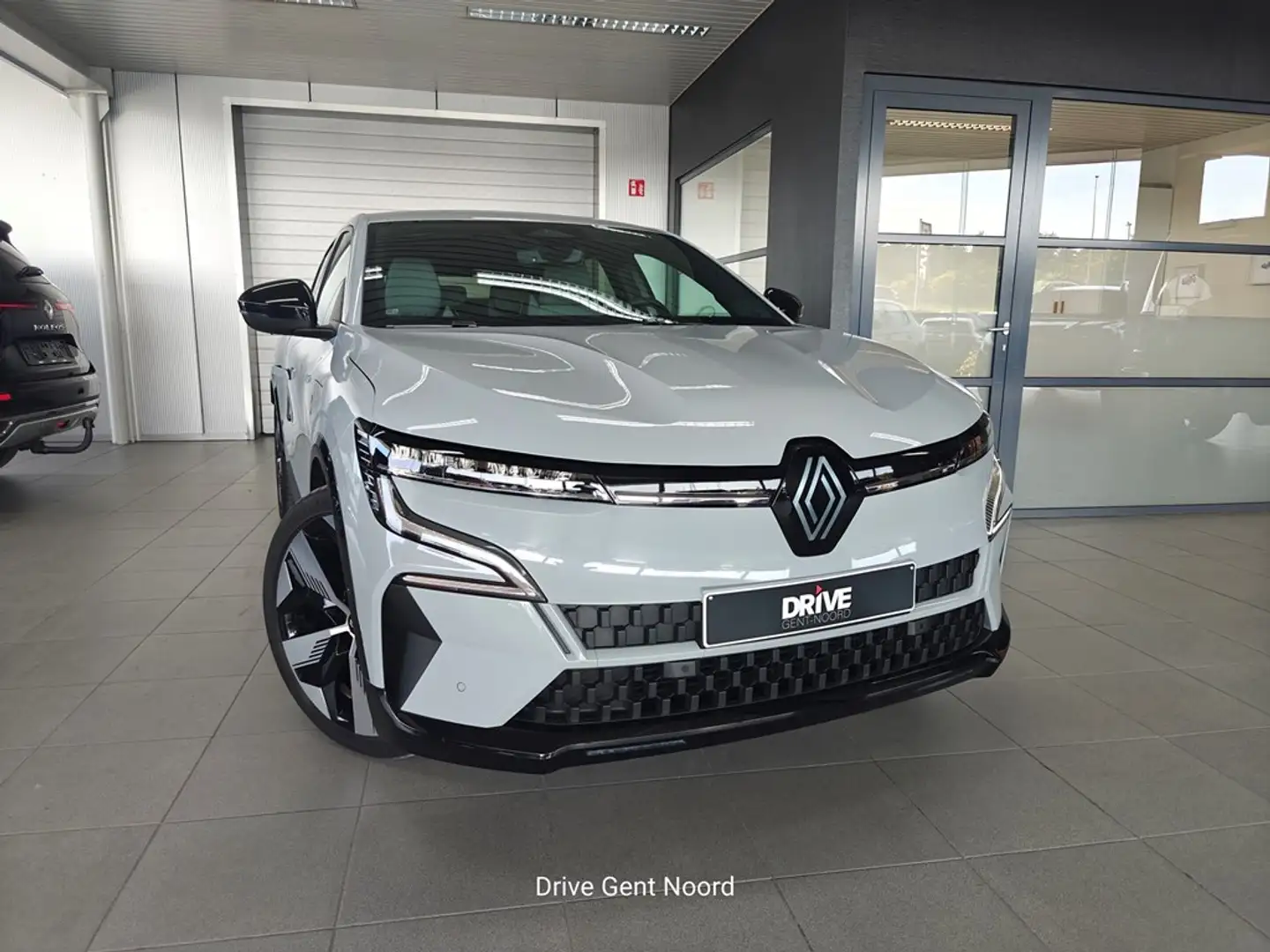 Renault Megane E-Tech Techno EV60 220 hp Grey - 2