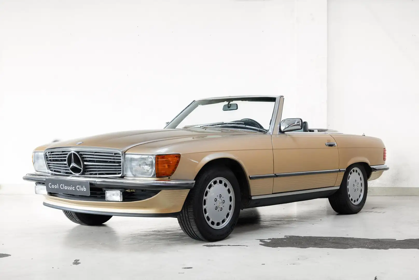 Mercedes-Benz SL 300 SL - Low Mileage - Dutch Delivered - Manual - Maro - 1