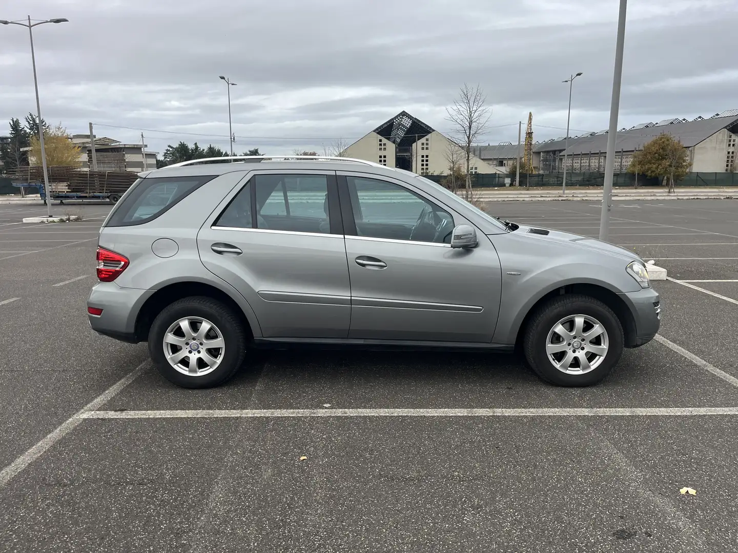 Mercedes-Benz ML 350 cdi Bluetec Grand edition euro6a Plateado - 2