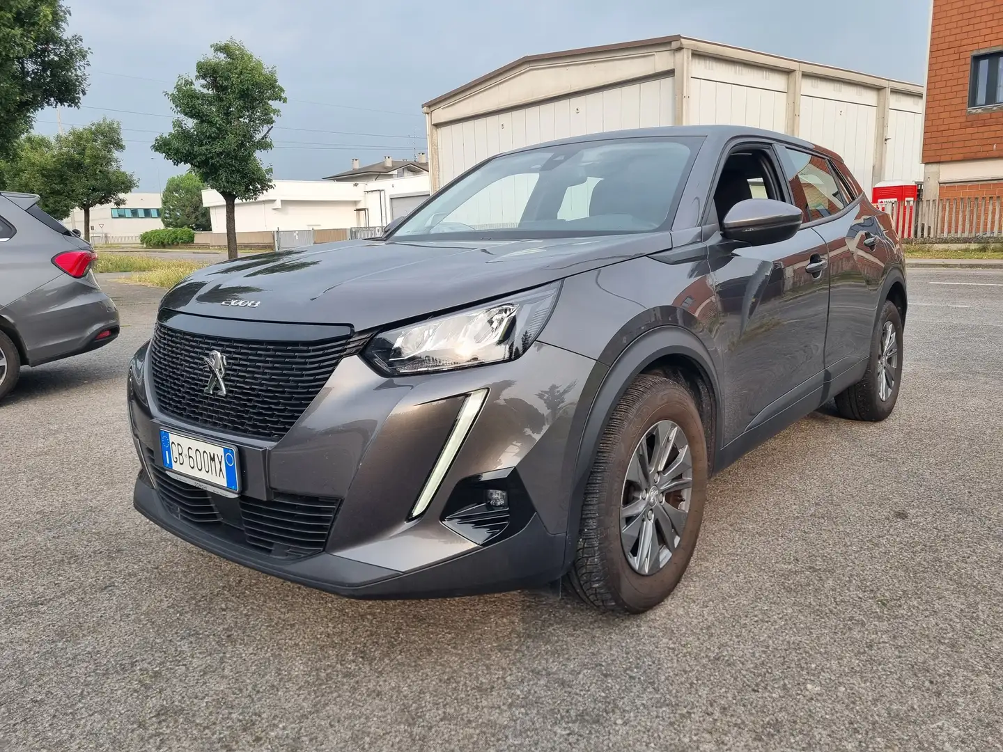 Peugeot 2008 2008 1.5 bluehdi Active s Grigio - 1