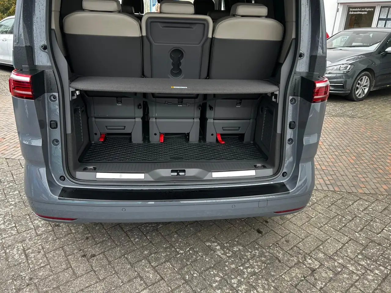 Volkswagen T7 Multivan 2.0 TDI DSG Style 12