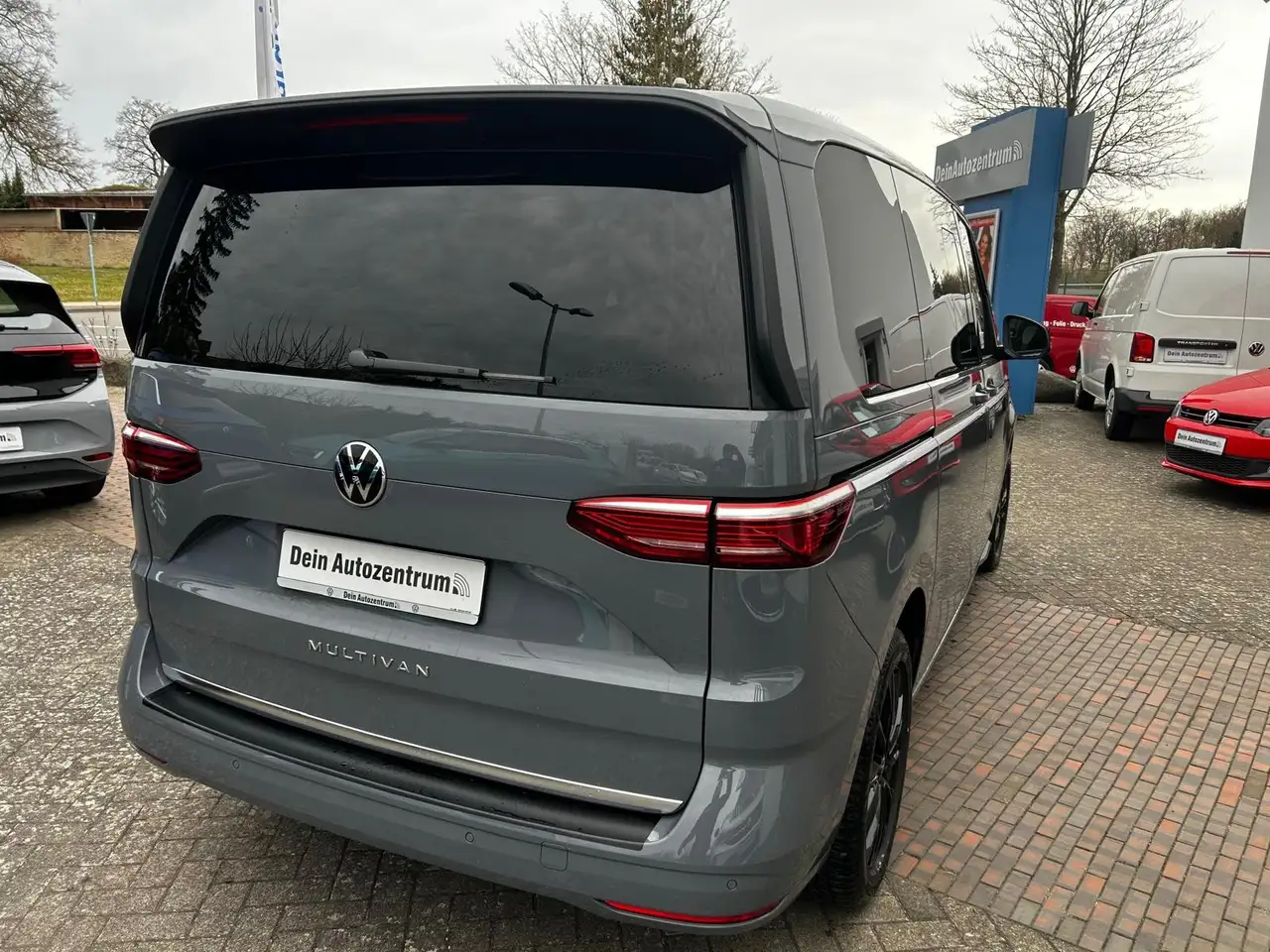 Volkswagen T7 Multivan 2.0 TDI DSG Style 5