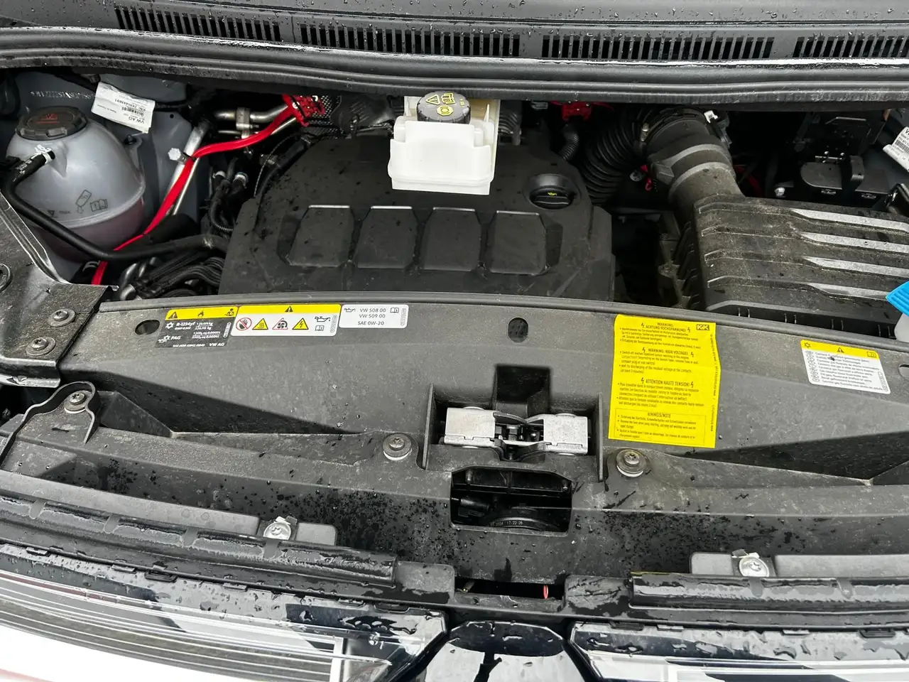 Volkswagen T7 Multivan 2.0 TDI DSG Style 8