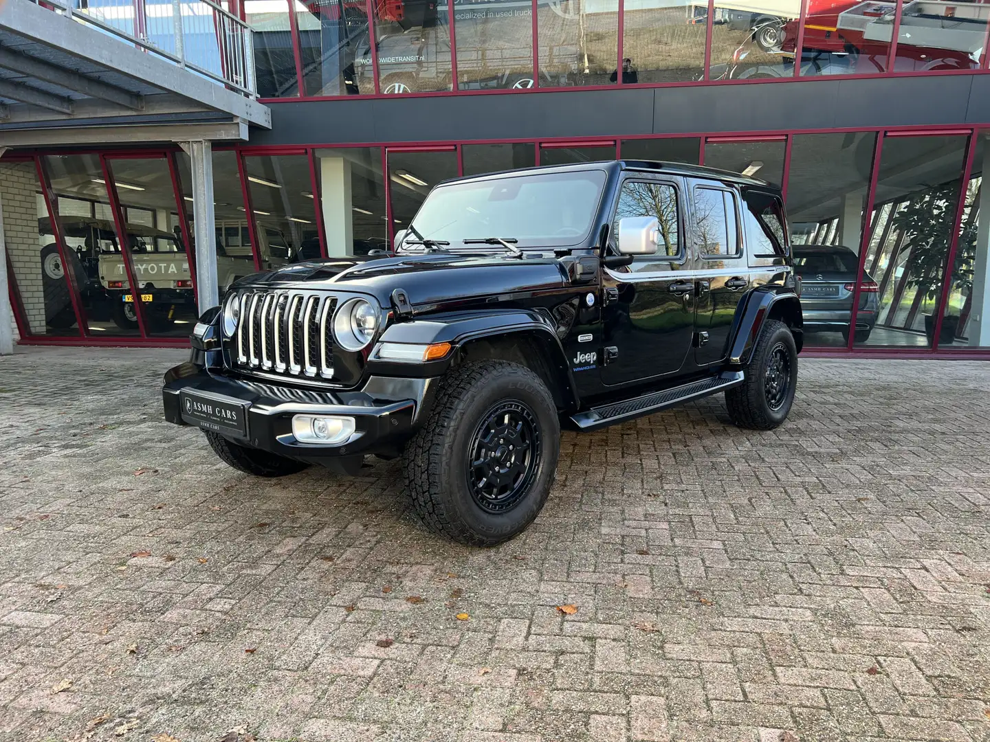 Jeep Wrangler Unlimited 4xe 380 Sahara | Irmscher | Cross | Sky Noir - 1