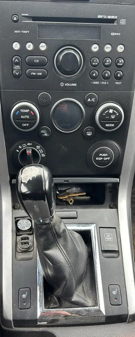 Suzuki Grand Vitara Grand Vitara 2,4 VX-E Deluxe VX-E Deluxe Schwarz - 1