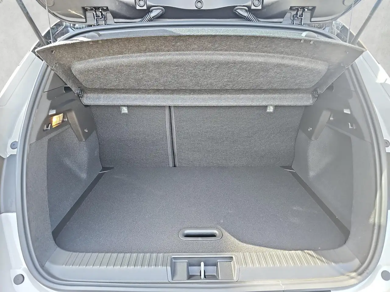 Renault Captur 140 Mild-Hybrid Techno 360Grad Kamera Nav 15