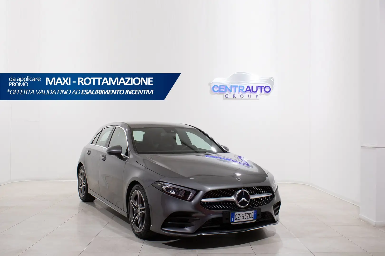 Mercedes-Benz A 180 d AUTOMATIC PREMIUM *APPLE CAR PLAY, AMG LINE* Gris - 1