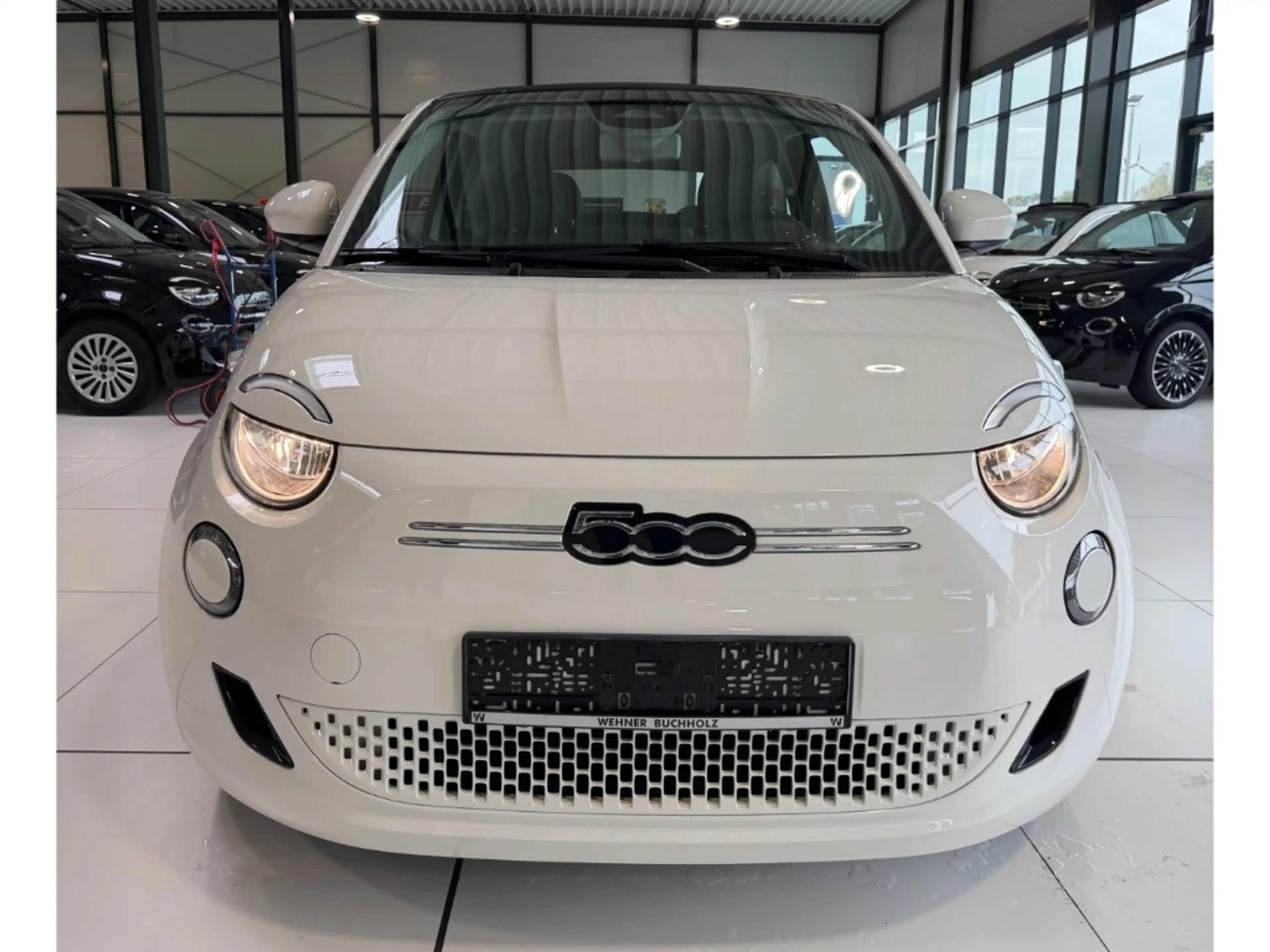 Fiat 500 e Icon *Sitzheizung *Apple Car Play *Tempomat — photo 2