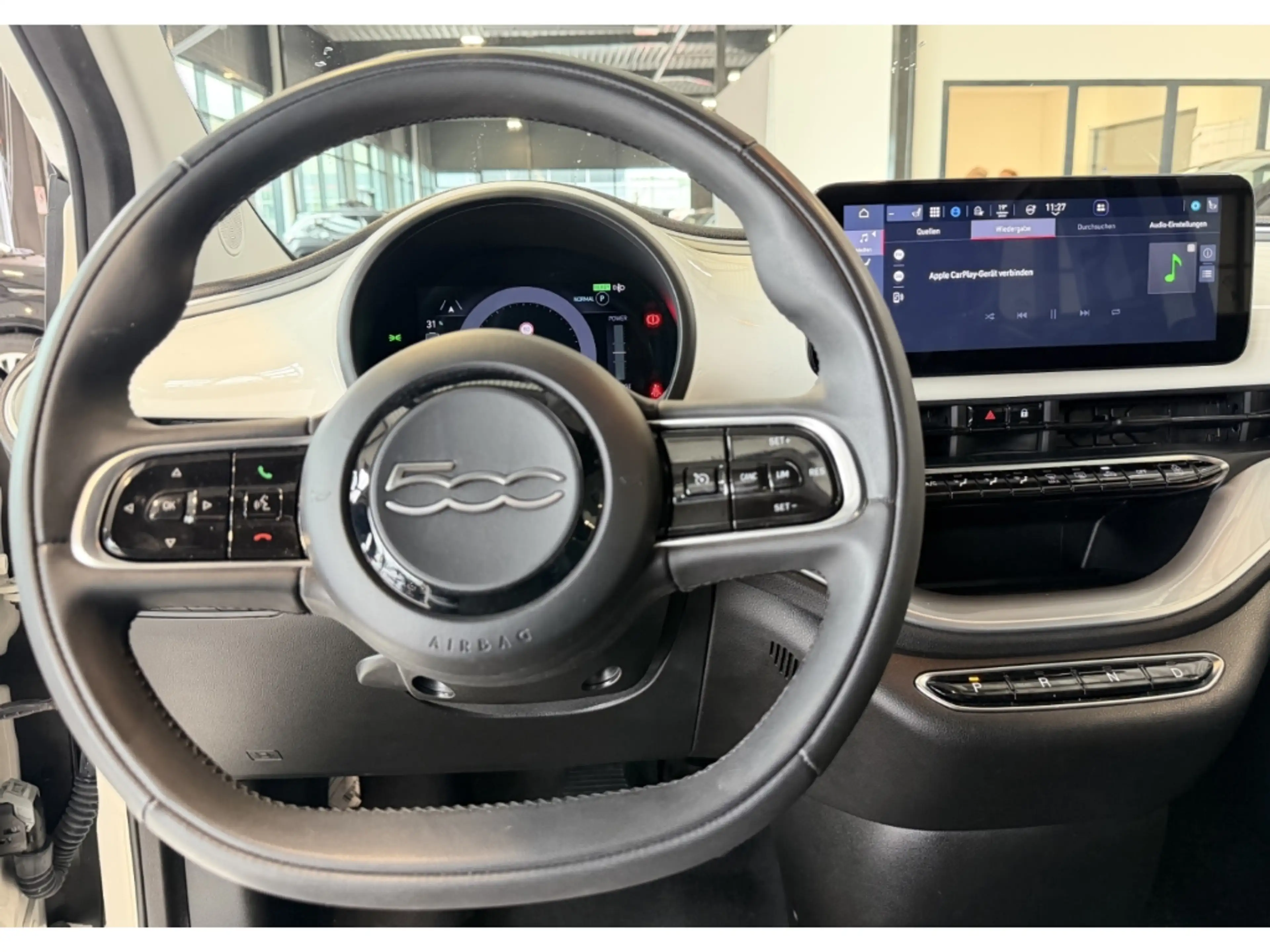 Fiat 500 e Icon *Sitzheizung *Apple Car Play *Tempomat — photo 13