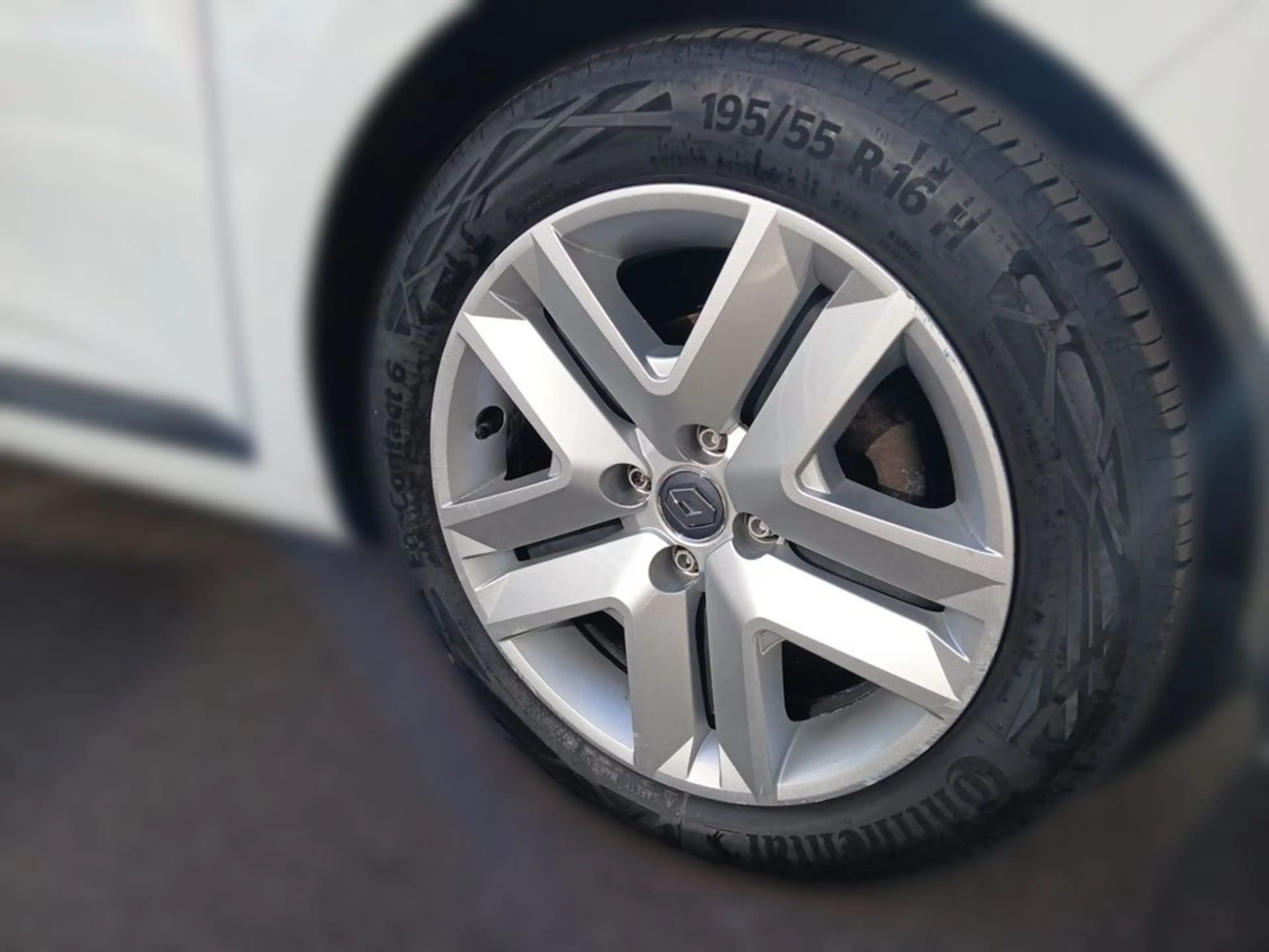Renault Clio CLIO Zen TCe 90 (MY21) — photo 5