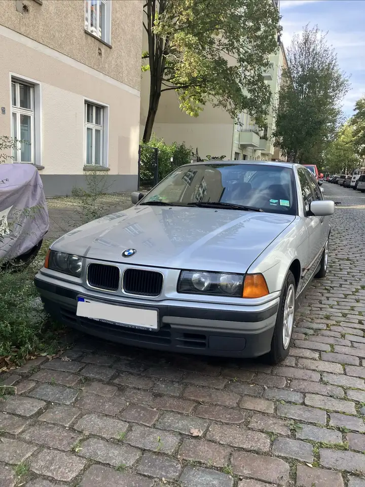 BMW 316i, foto 3