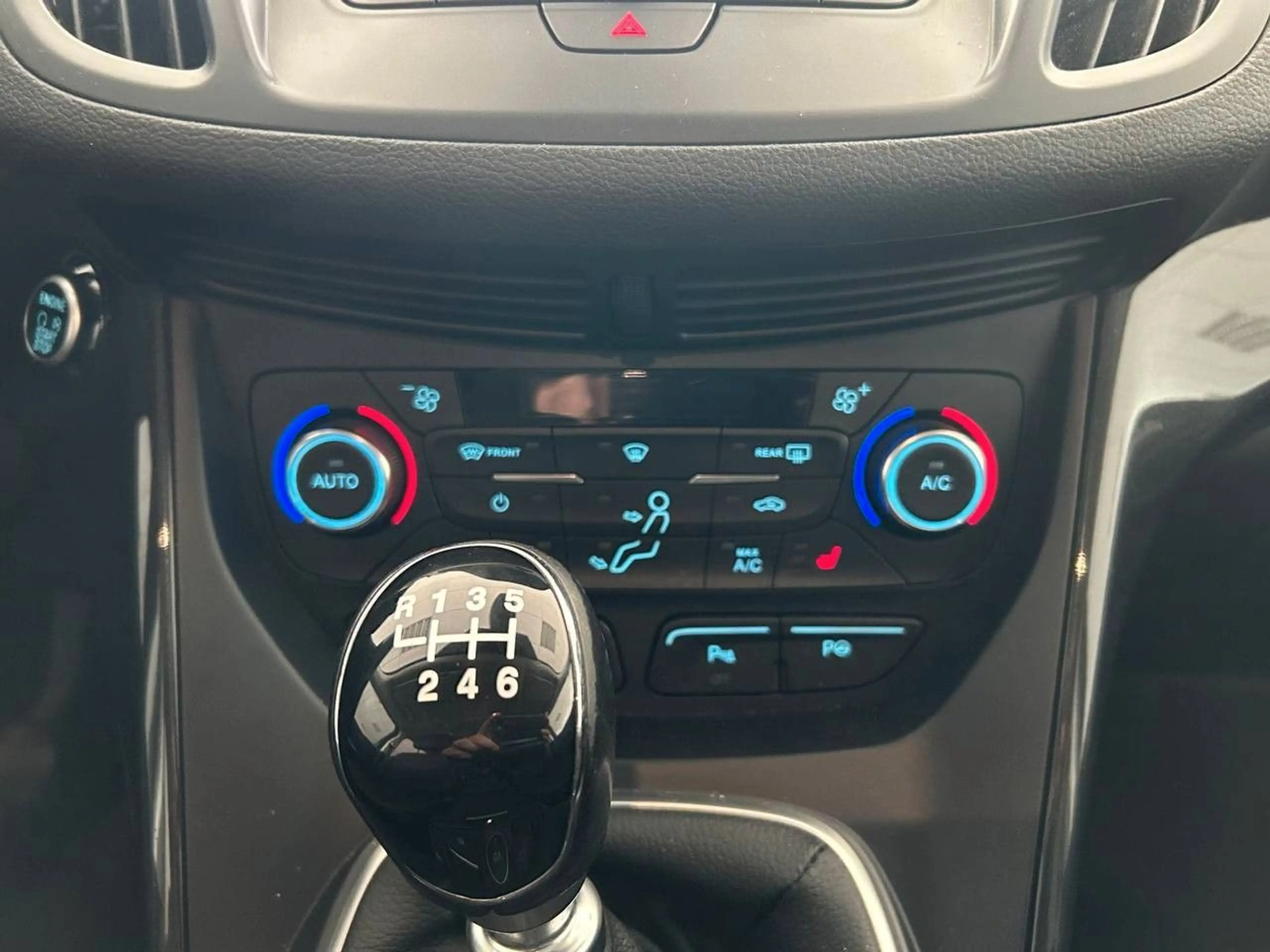 Ford Kuga Titanium Klima Navi Kamera Tempo PDC — photo 11