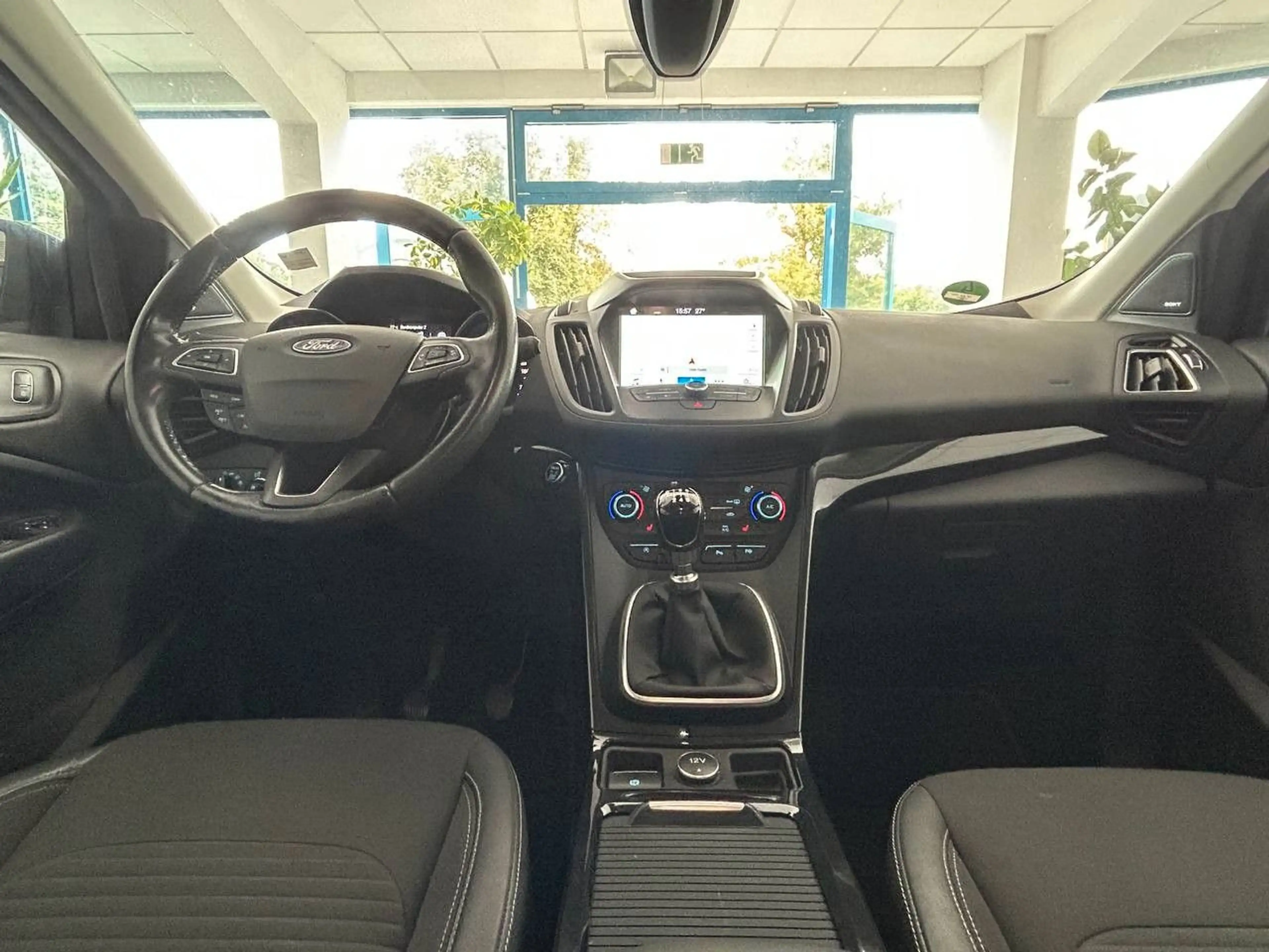 Ford Kuga Titanium Klima Navi Kamera Tempo PDC — photo 9