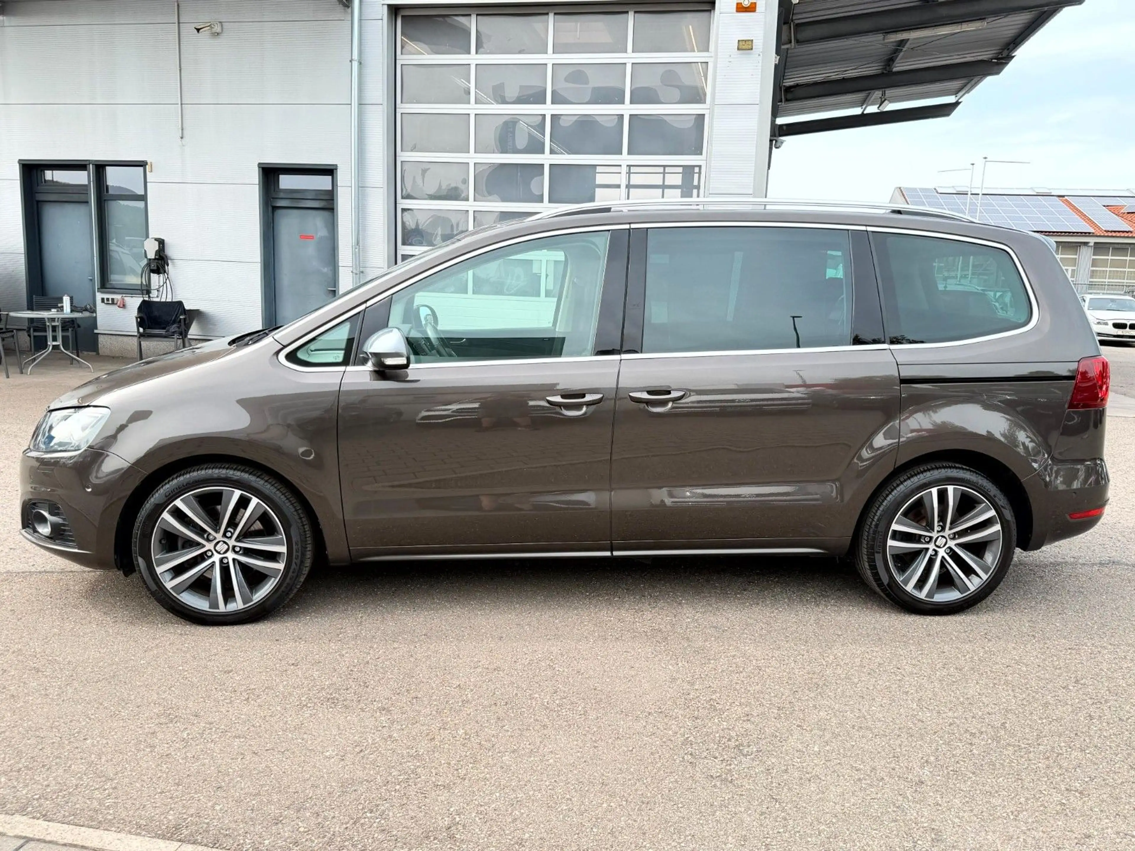 SEAT Alhambra 2.0 TDI FR-Line 4Drive DSG StandHz_7Sit — photo 8