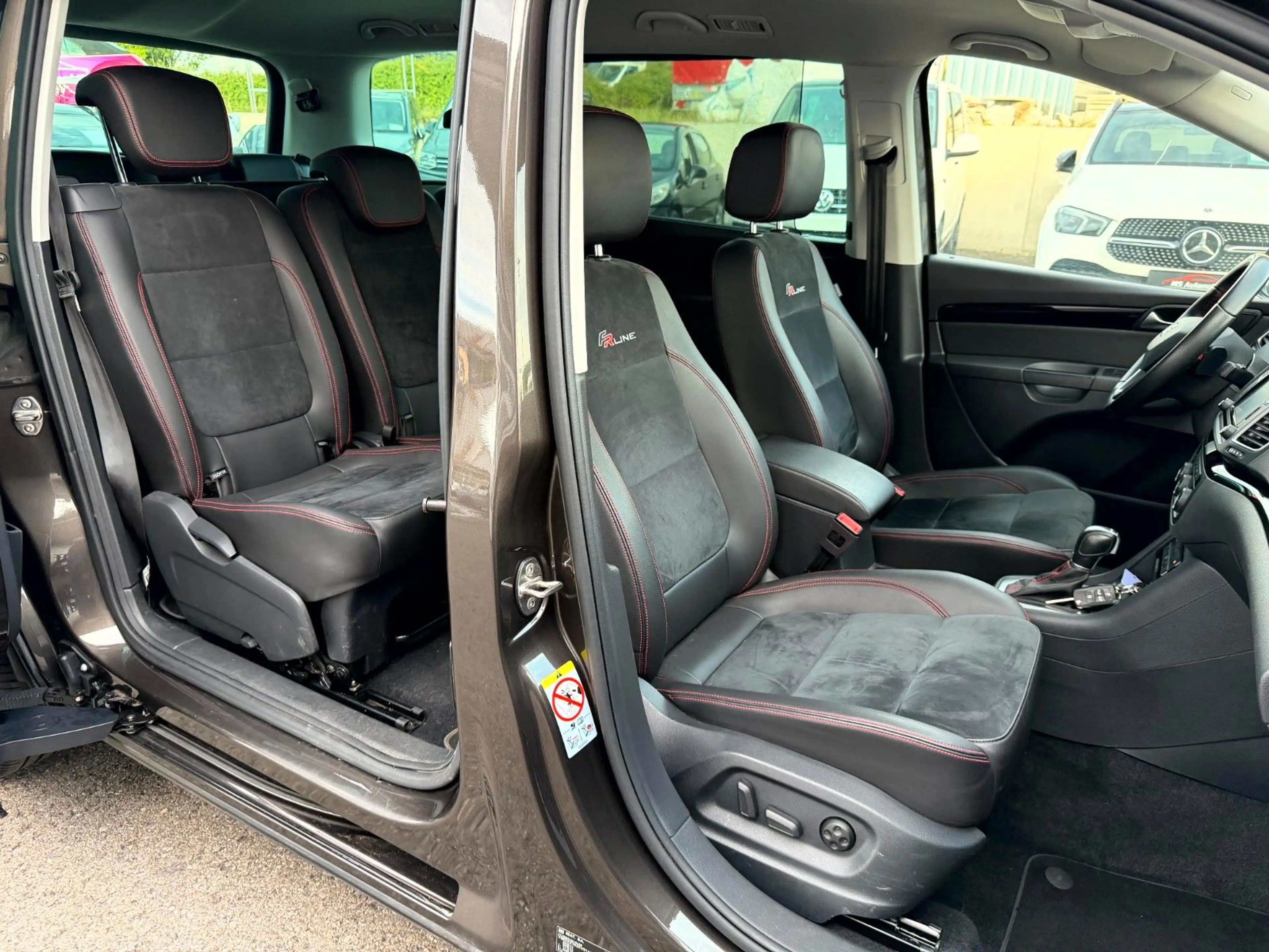 SEAT Alhambra 2.0 TDI FR-Line 4Drive DSG StandHz_7Sit — photo 13
