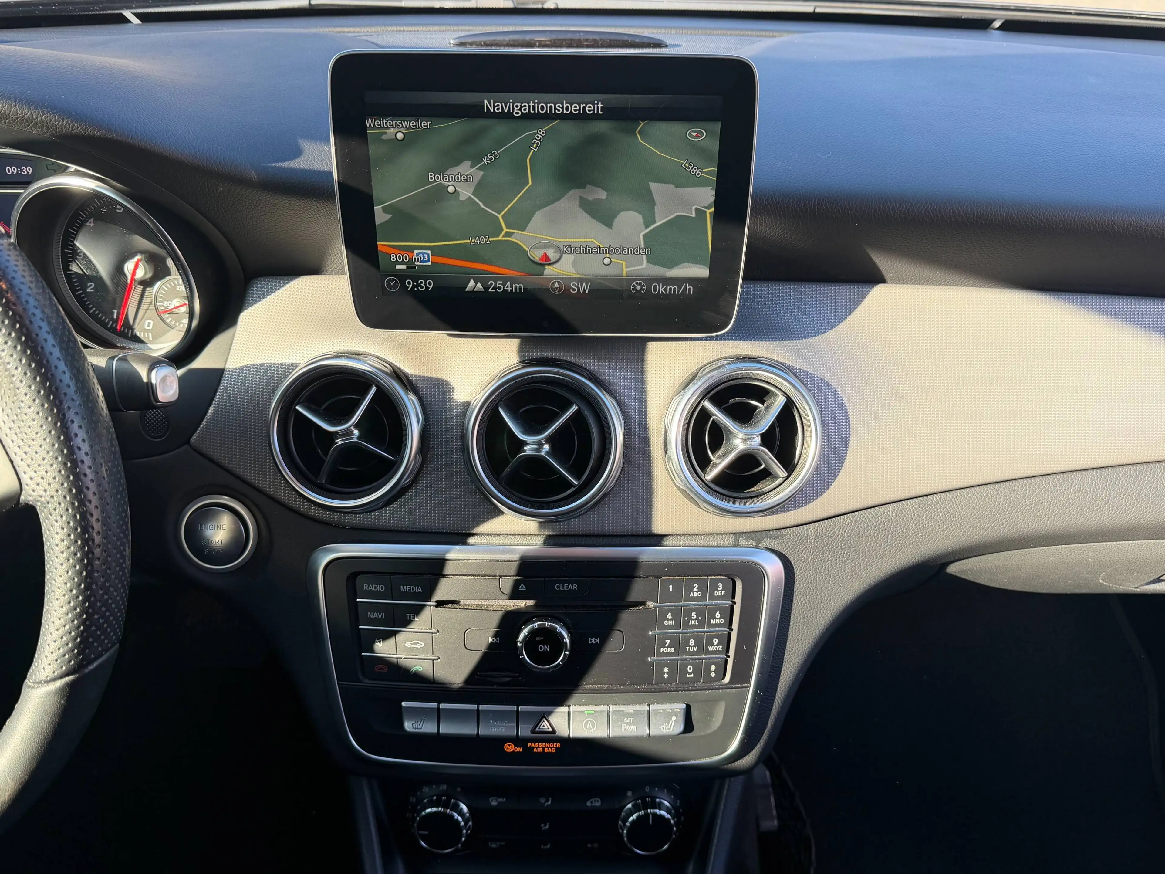 Mercedes-Benz GLA 200 GLA 200/Automatik/R-Kamera/T.Leder/2.Ha/Eu6/AHK — photo 15