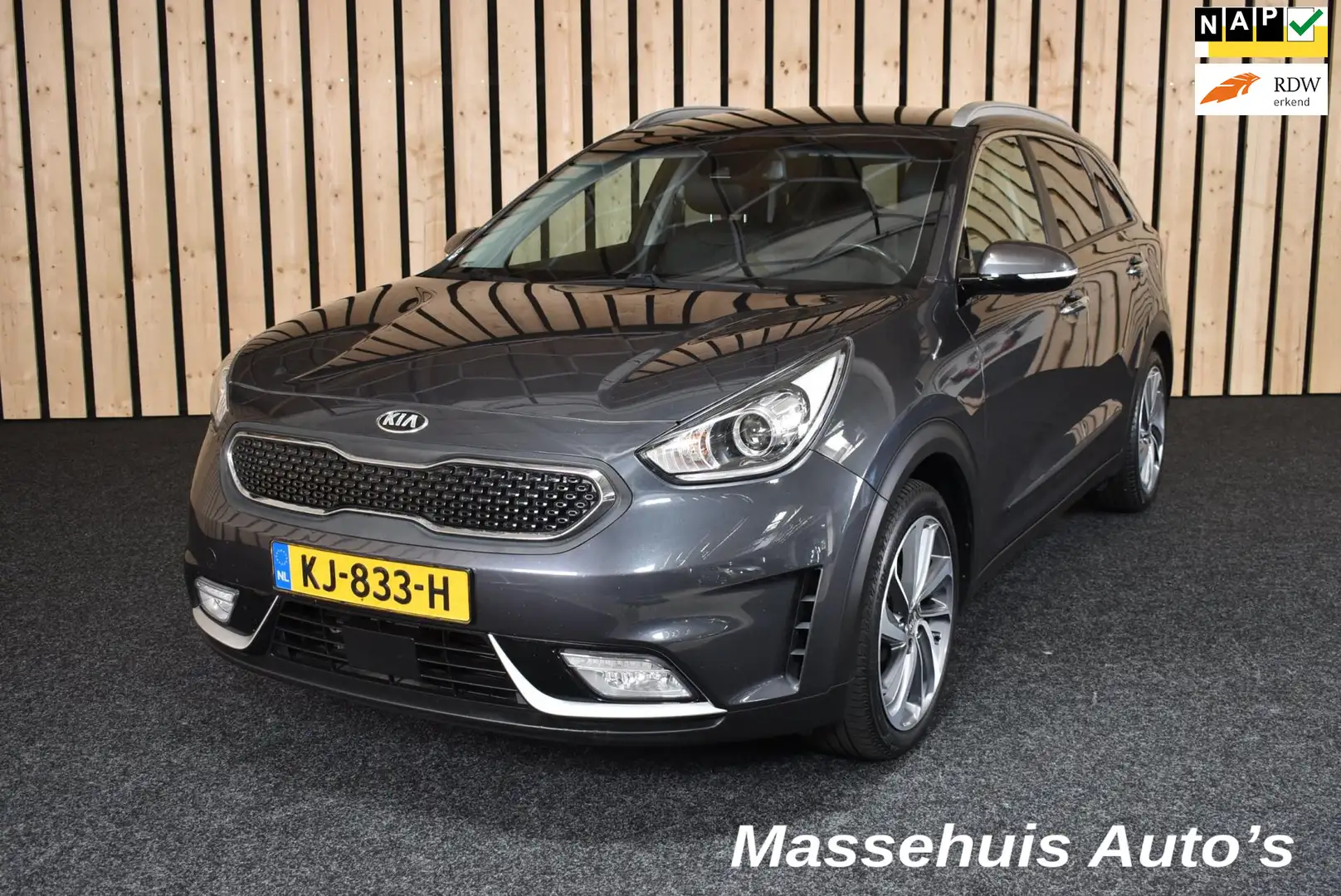 Kia Niro 1.6 GDi Hybrid ExecutiveLine Leer Camera Navi 18" Gris - 1