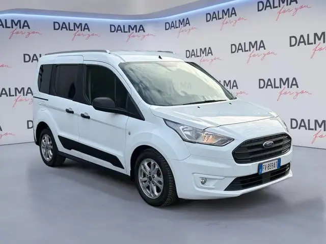 Ford Transit Connect view 7