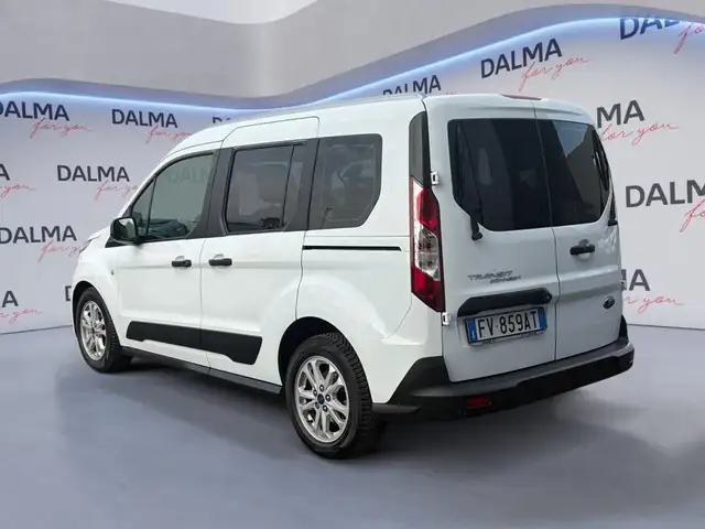 Ford Transit Connect view 3