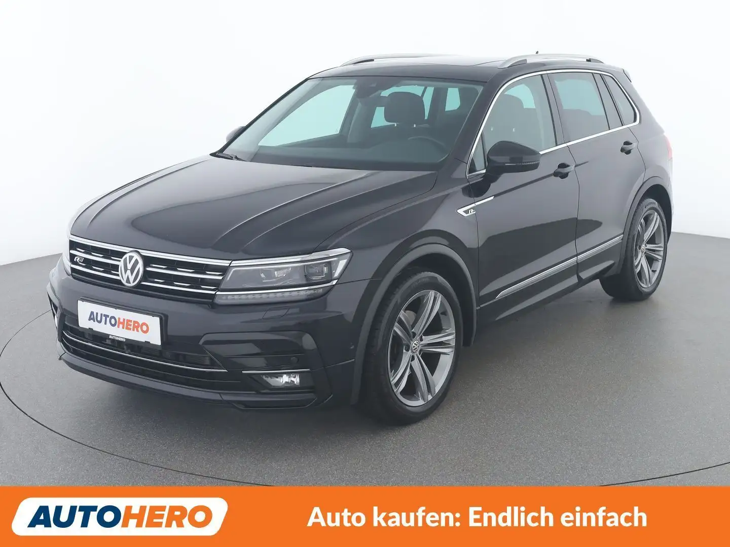 Volkswagen Tiguan 2.0 TDI Highline 4Motion BlueMotion Tech R-Line Schwarz - 1