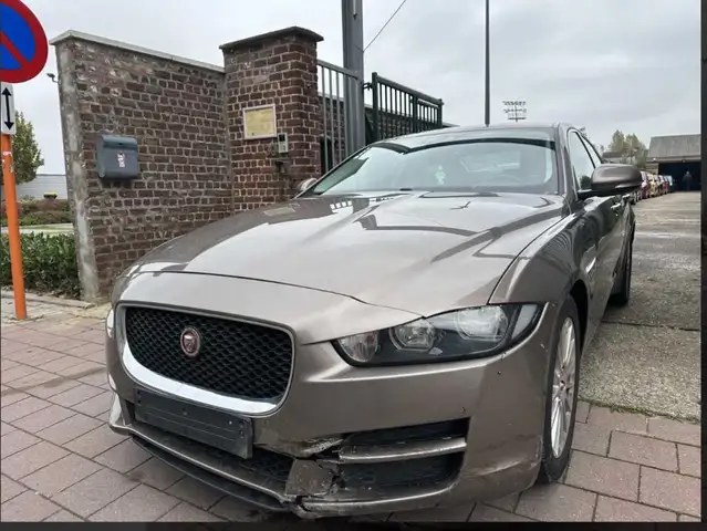 Jaguar XE 2.0 D EDITION PRESTIGE