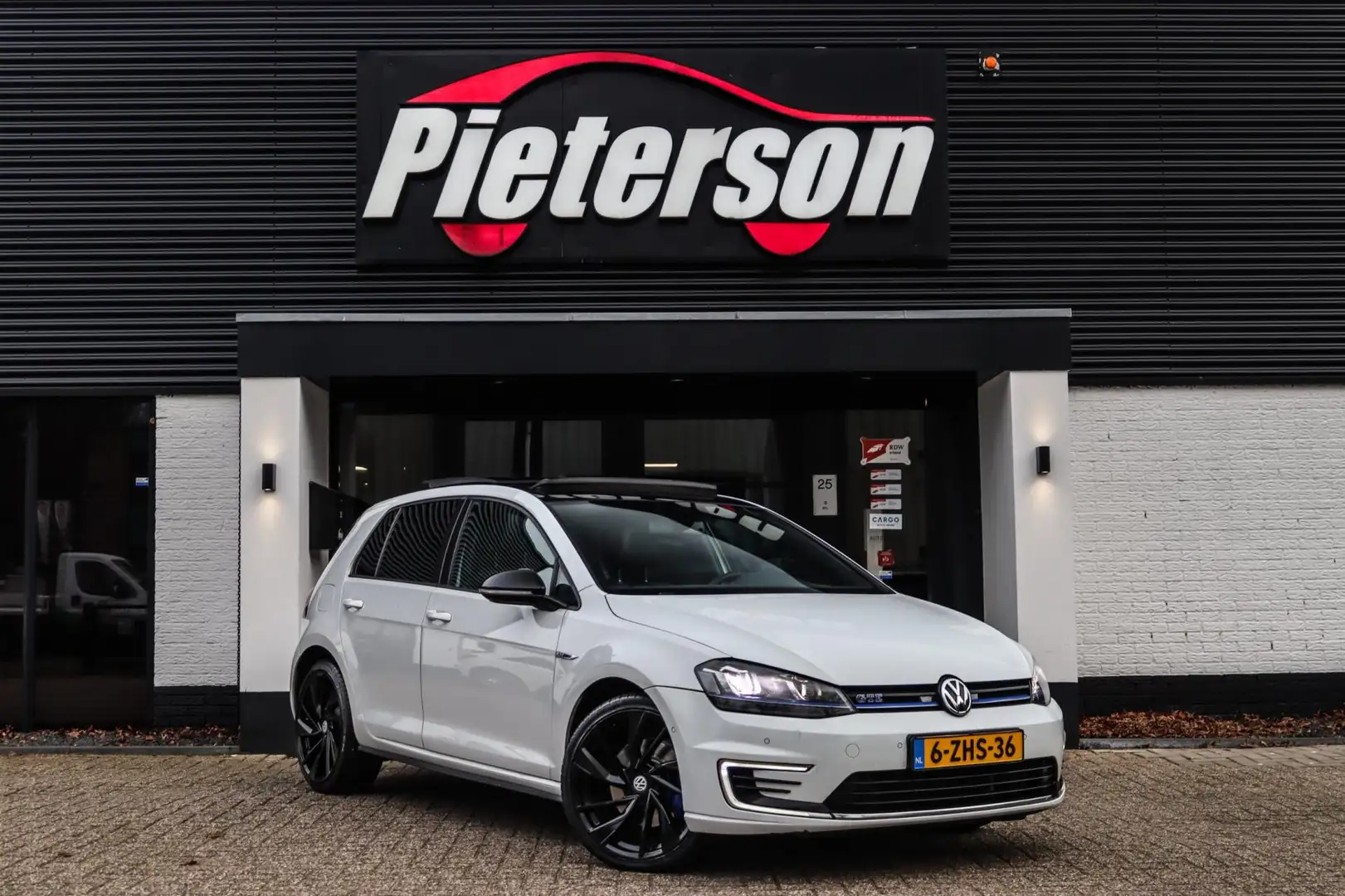 Volkswagen Golf GTE 1.4 TSI NAP PANO LEDER CAMERA XENON Blanc - 1